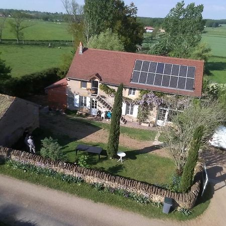 Le Charbonnet Bed and Breakfast Anzy-le-Duc Exteriör bild